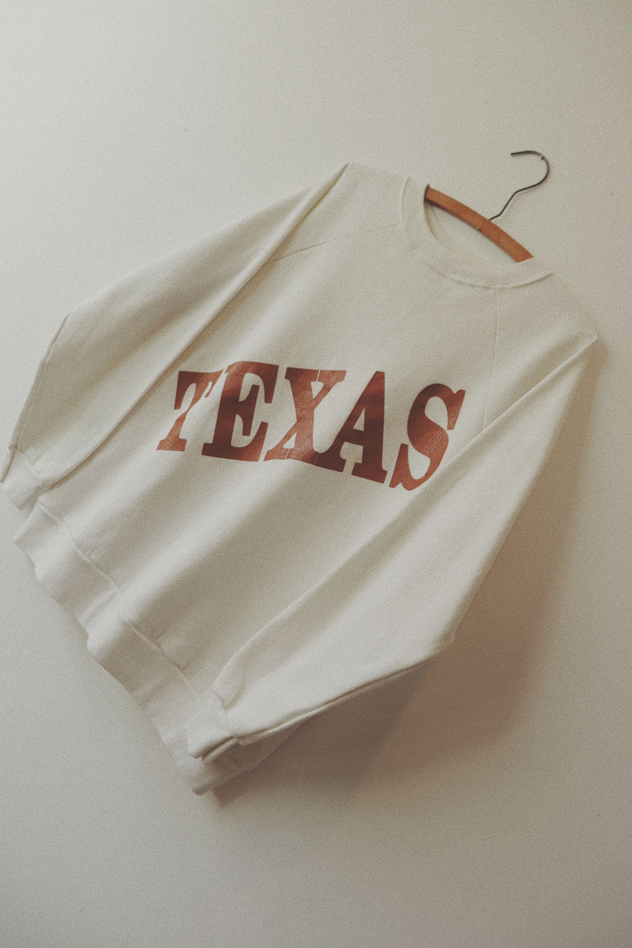 Texas Raglan Pullover