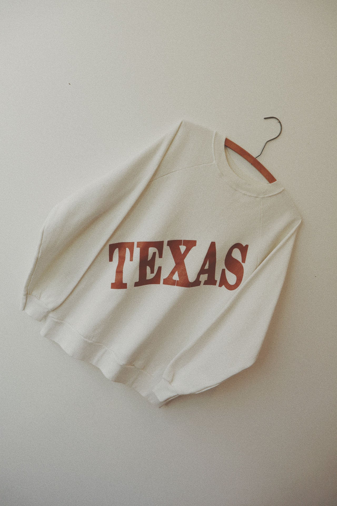 Texas Raglan Pullover