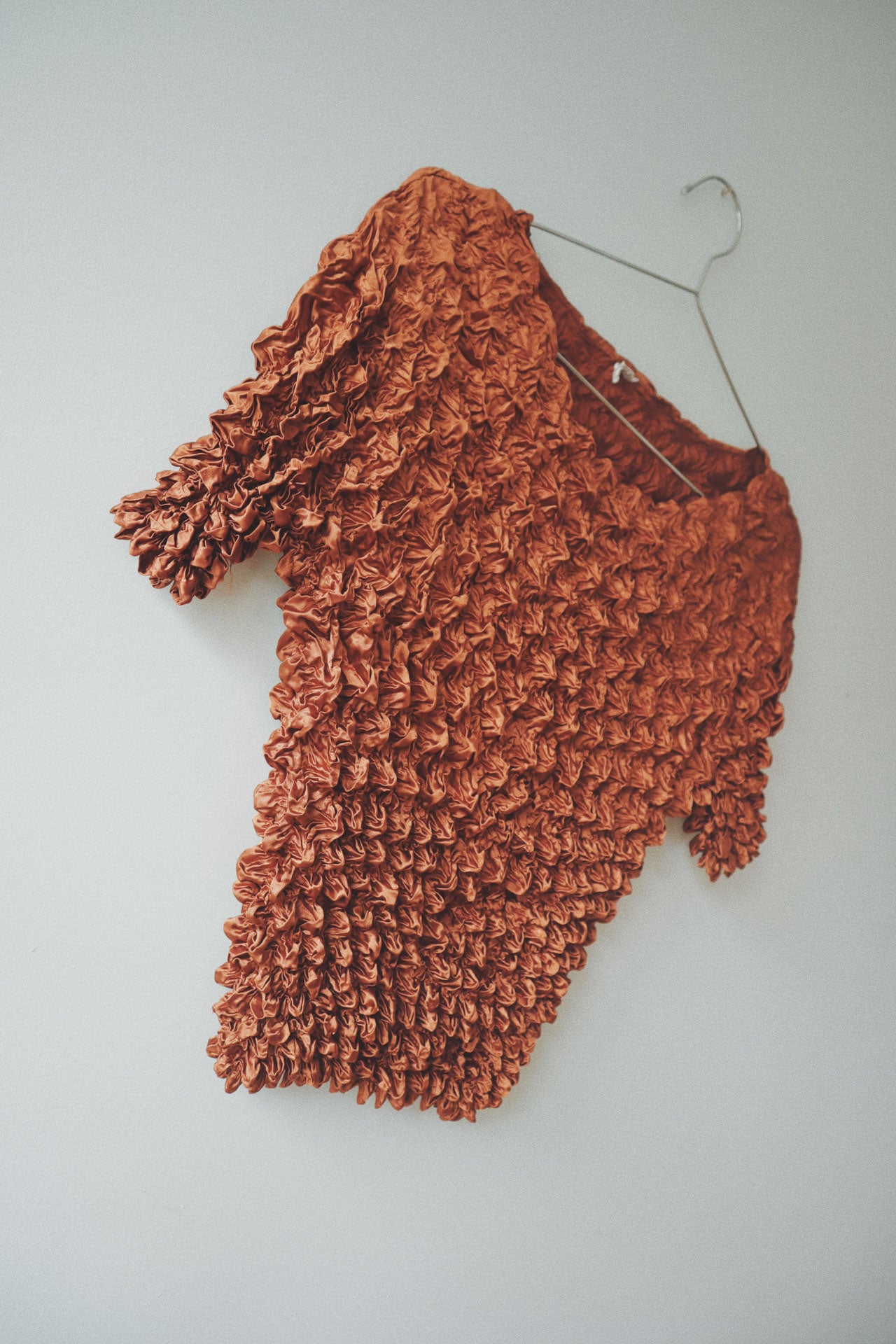 Popcorn Crinkle Top, Metallic Rust